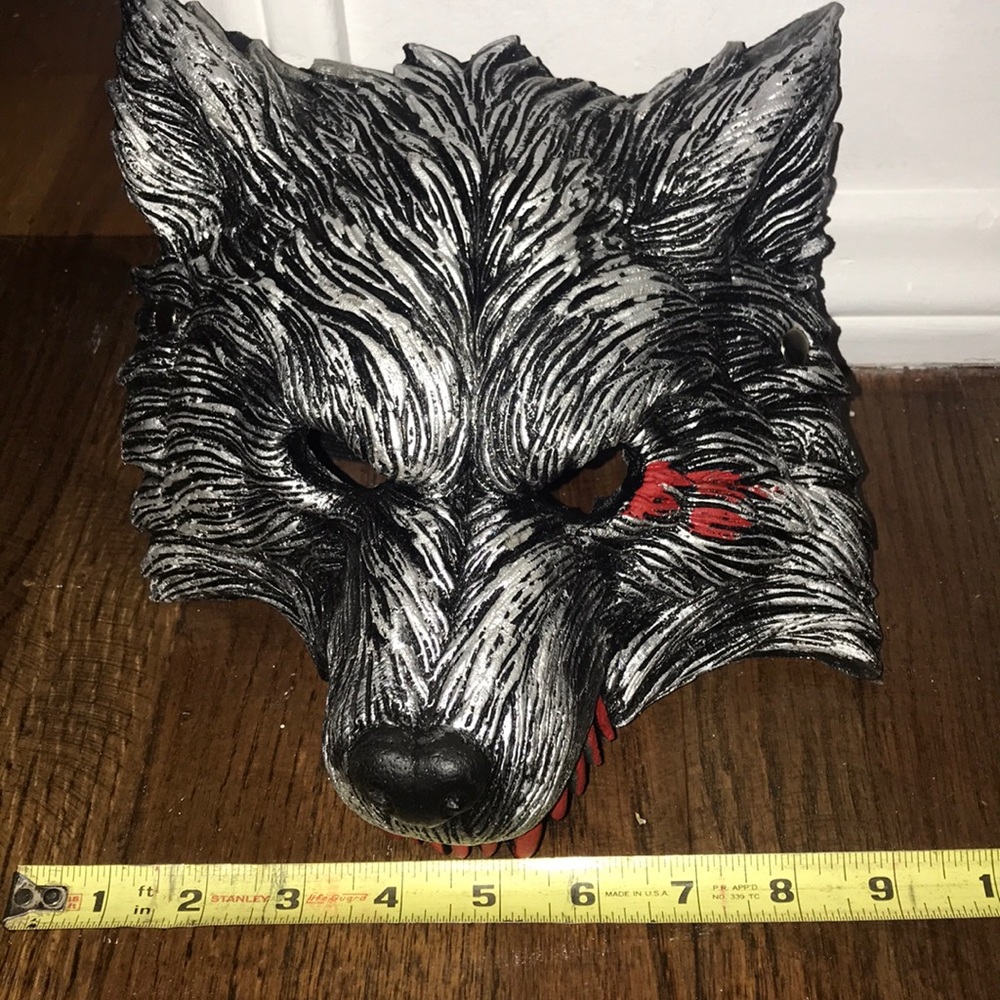 Mask - Picture 5 of 10